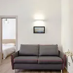 Gloria\'s Home - Vomero